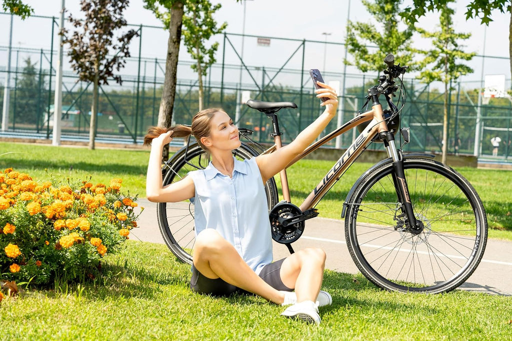 Licorne Bike Vélo de Trekking 28'' – Cadre Aluminium, 21 Vitesses, Freins Disque, Éclairage StVZO, Rose